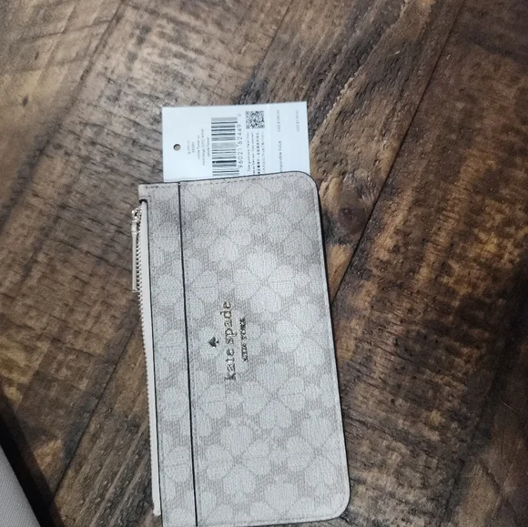 Kate Spade Cream Backpack & Wallet - Picture 6 of 7